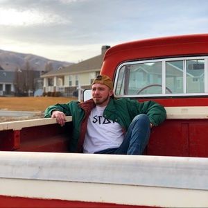 Meet your Posher, Austin